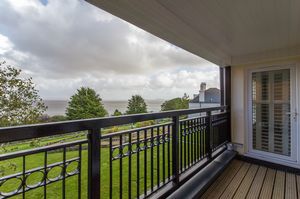 Photo 11- click for photo gallery